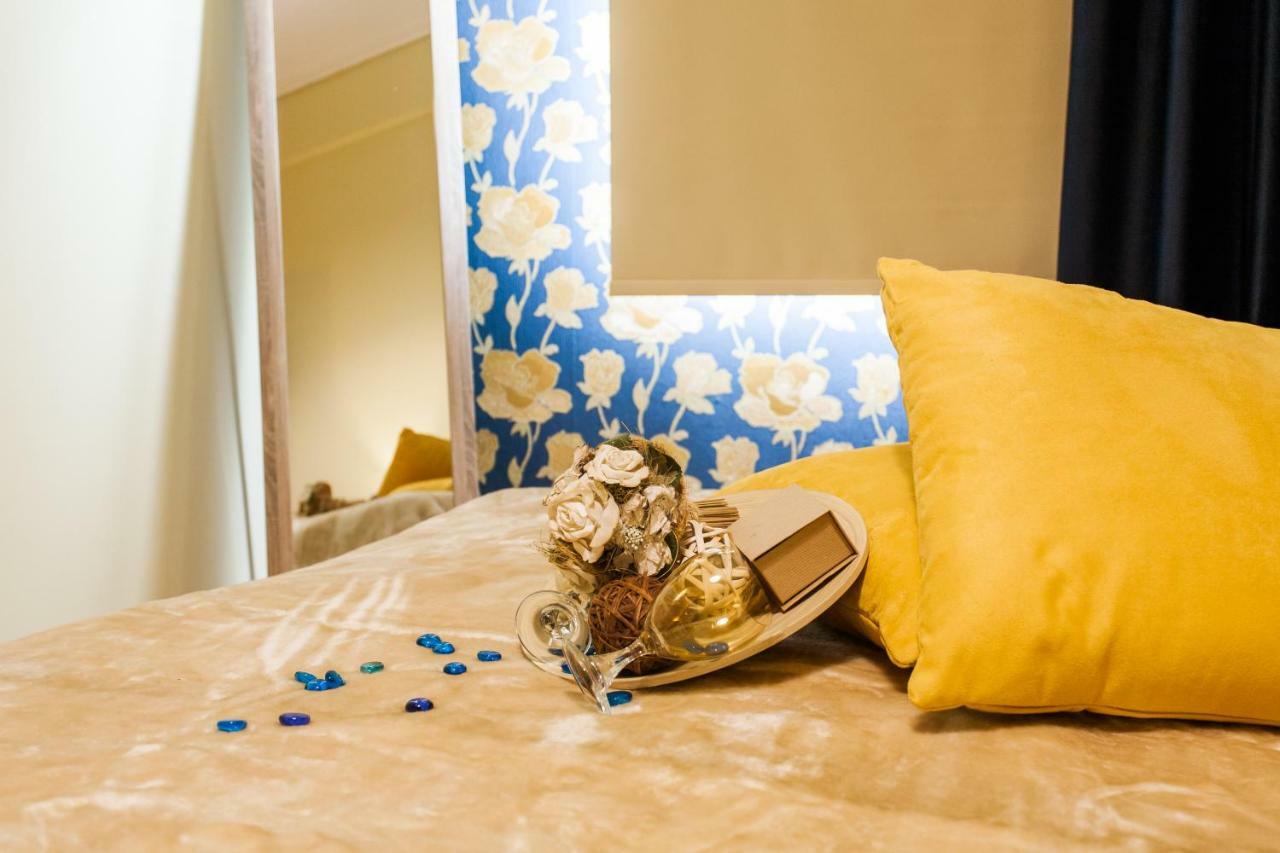 Private Central View Rooms In Apartment Near To Acropolis Metro Station Athén Kültér fotó