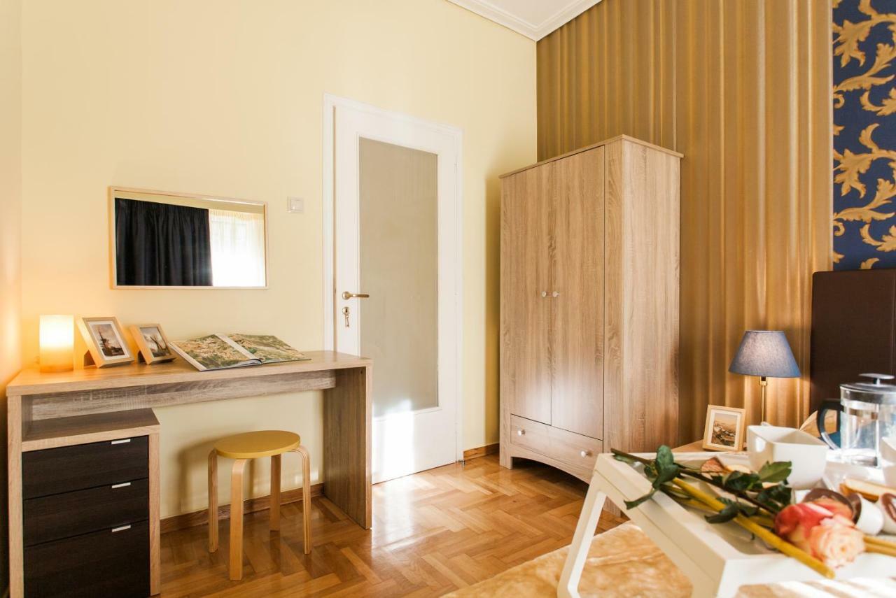 Private Central View Rooms In Apartment Near To Acropolis Metro Station Athén Kültér fotó
