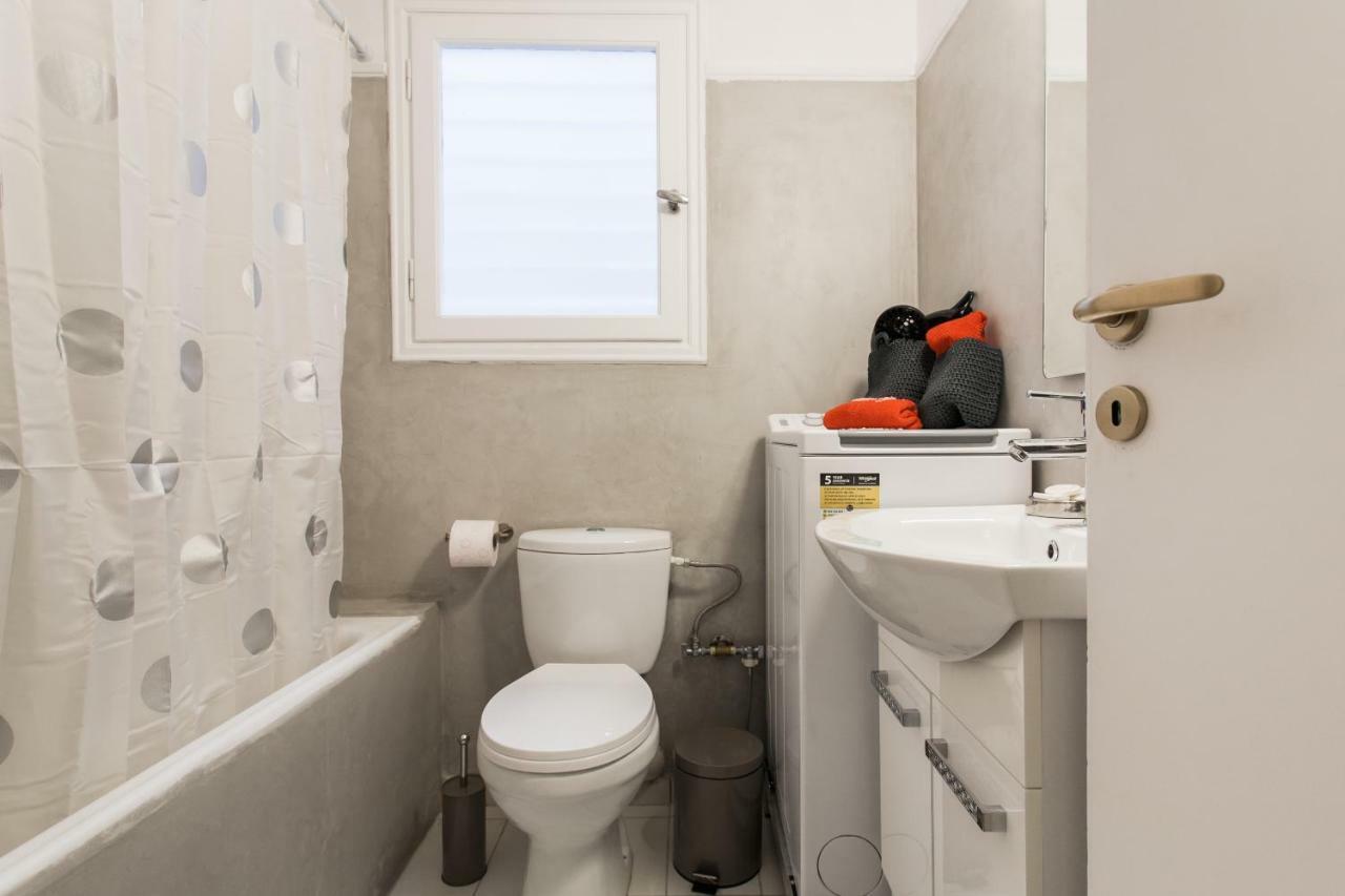 Private Central View Rooms In Apartment Near To Acropolis Metro Station Athén Kültér fotó